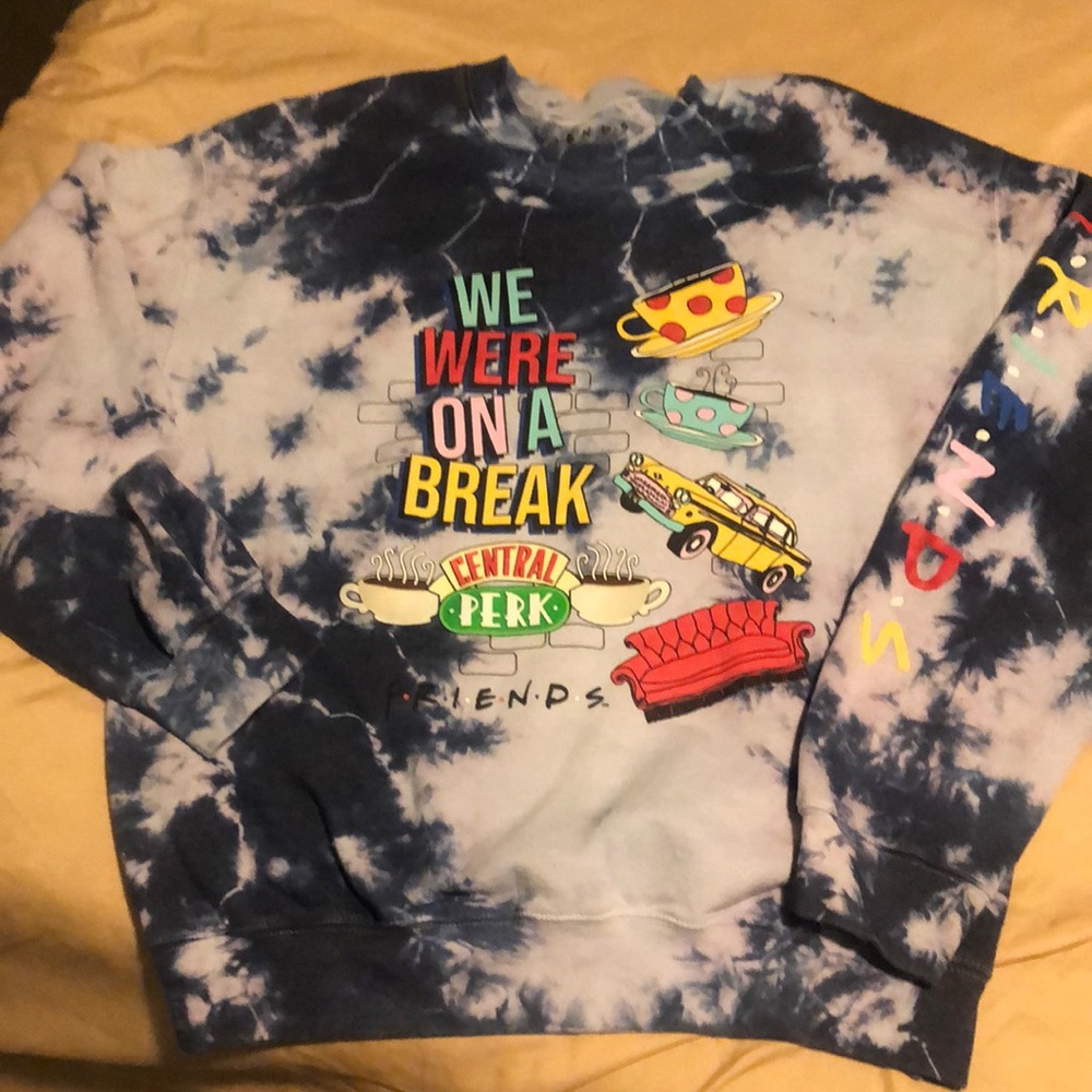 Friends WOMENS sizeM sweatshirt